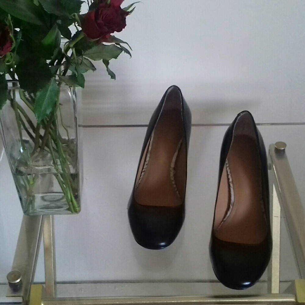 Calvin Klein block heel pump, size 7 - Picture 3 of 7